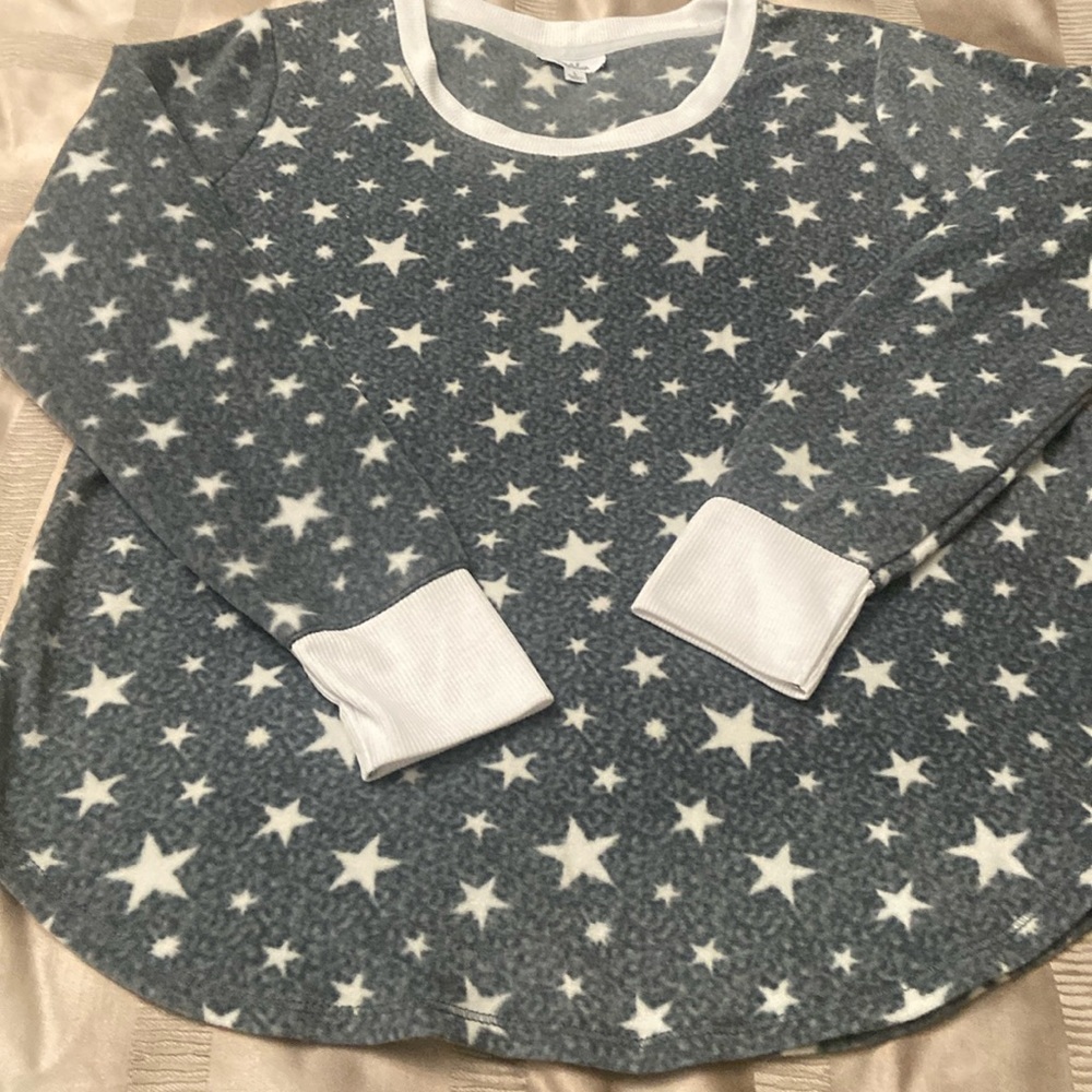 Cozy, soft, stretchy lightweight pjs.
